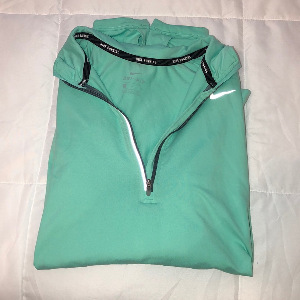 NIKE Running dri-fit quarter zip